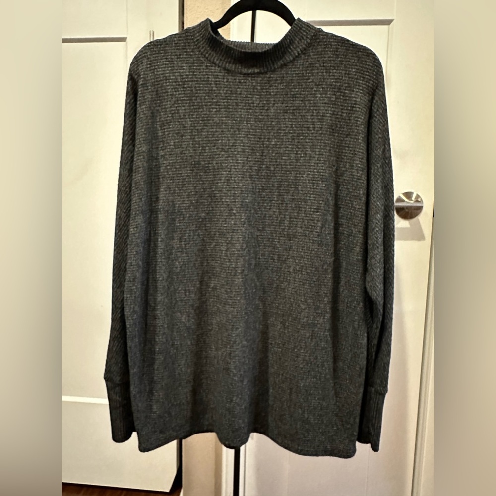 Grey casual Matty M light weight sweater
